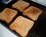 Foto del paso 1 de la receta: Pan integral con queso y pasta de porotos