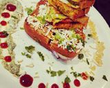 A picture of step 8 of Masala maska chaska toast.