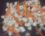 Foto langkah ke 2 dari resep Baby Buncis Wortel Cah Ayam.