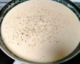 Une image de l'étape 8 de Boulettes sauce suédoise.