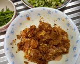 รูปขั้นตอนการทำที่ 1 ของ คั่วกลิ้งหมูสับถั่วฝักยาว