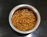 A picture of step 1 of Halwai Style Rajma Masala.