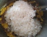 A picture of step 3 of Baby corn pulao.
