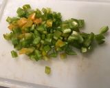 Une image de l'étape 7 de Salade de pommes de terre aux harengs, légumes et câpres.