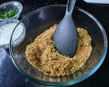 A picture of step 8 of Oats Semolina Idli.