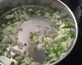 Foto del paso 3 de la receta: Arroz integral meloso con pulpo y berberechos frescos