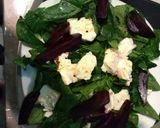 Foto del paso 1 de la receta: Ensalada de pera con frambuesas🍐