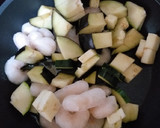 Foto del paso 2 de la receta: Noodles estilo Thai con gambas