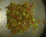 Foto langkah ke 3 dari resep Tumis bunga pepaya.