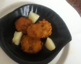 A picture of step 5 of Special aloo mitha gulgulla.