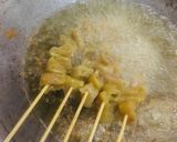 Foto langkah ke 4 dari resep Sate Kulit Ayam Lalapan Krispy.