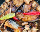 Hình bước làm 3 của món Cá bớp khô dẻo kho thịt ba chỉ