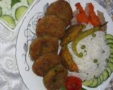 A picture of step 5 of Vegetable kabab and boil matar Chawel salad raita😋.