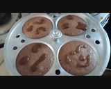 A picture of step 3 of Hershey's Chocolate idli.