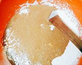 A picture of step 4 of Banana and cinnamon chocolate pancakes.