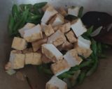 Foto langkah ke 2 dari resep Tumis buncis tahu.