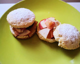 Foto del paso 9 de la receta: Scones dulces rellenos de mermelada y fruta