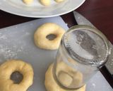 Foto langkah ke 9 dari resep Donut mini Natal (tanpa ulen).