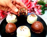 A picture of step 10 of Granola truffles.
