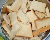 Foto langkah ke 1 dari resep Pudding roti kukus.