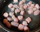 Foto del paso 3 de la receta: Guiso de butifarra al vino con judías y patata