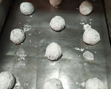 Foto del paso 3 de la receta: Galletas craqueladas de chocolate 🍫