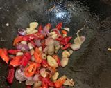 Foto langkah ke 4 dari resep Telor ceplok cabe istimewa.