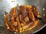 ભરેલા રીંગણા (Bharela Ringan Recipe In Gujarati)