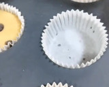 Foto del paso 3 de la receta: Magdalenas de plátano y gotas de chocolate en el microondas