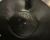 台式蒜片炒香腸的食譜步驟4照片