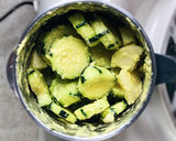 Foto del paso 1 de la receta: Crema de calabacín fácil con Thermomix