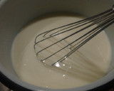 Brokkolis sonkás besameltekercs recept fázis 2 fotója