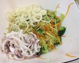 Hình bước làm 5 của món Nộm bông cải xanh