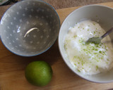 Foto del paso 4 de la receta: Budín – flan de plátanos con salsa de yogur y lima