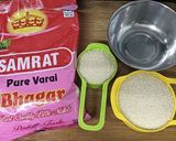 A picture of step 1 of Varai Upma.