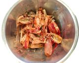 A picture of step 1 of Lobster bisque.