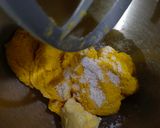 Foto langkah ke 6 dari resep Bomboloni Labu Kuning (Donat bomboloni Labu Kuning).