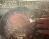 Foto del paso 3 de la receta: Arroz meloso de presa ibérica con setas