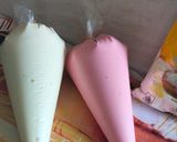 Foto langkah ke 6 dari resep Bolu kukus Merah Putih.