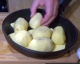 A picture of step 2 of Fondant potatoes.