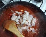 Foto del paso 3 de la receta: Saquitos de cangrejo y ricota en salsa de langostinos y albahaca