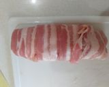 Foto del paso 1 de la receta: Pechugas envueltas en tocino y rellenas de queso