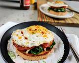 Sunny side up eggs with garlic spinach and roasted tomato recipe step 1 photo