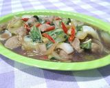 Foto langkah ke 4 dari resep Tumis Pokcoy Bakso -330-.