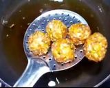 A picture of step 3 of Veg dry Manchurian.