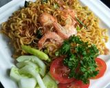 Foto langkah ke 4 dari resep Mi goreng jawa.