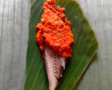 Foto langkah ke 3 dari resep Brengkes/Pepes Pindang Salem.