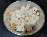 A picture of step 3 of Dudh Mouri Paneer.