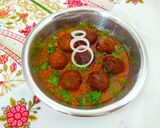 कॅप्सिकम कोफ्ता करी (capsicum kofta curry recipe in marathi) रेसिपी स्टेप 8 फोटो 