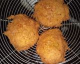 Foto langkah ke 3 dari resep Perkedel Kelapa Hot.
